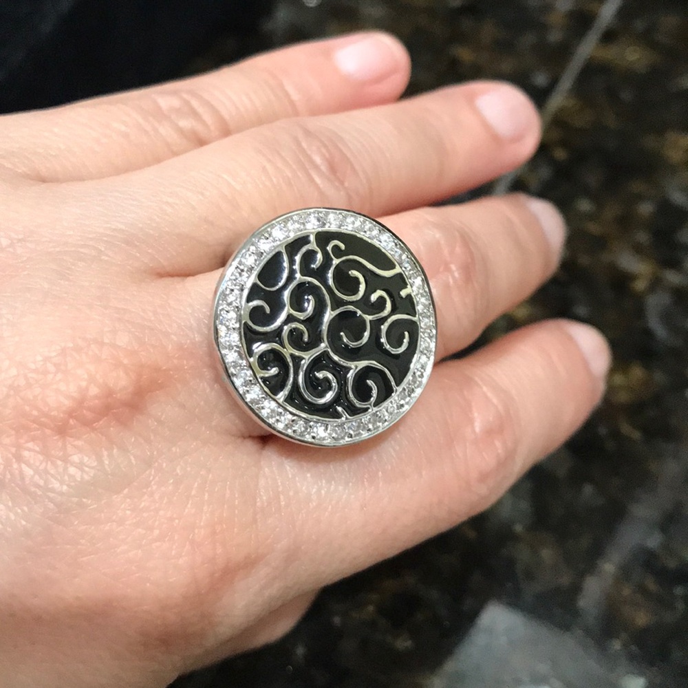 Jewels by Park Lane ring size 8